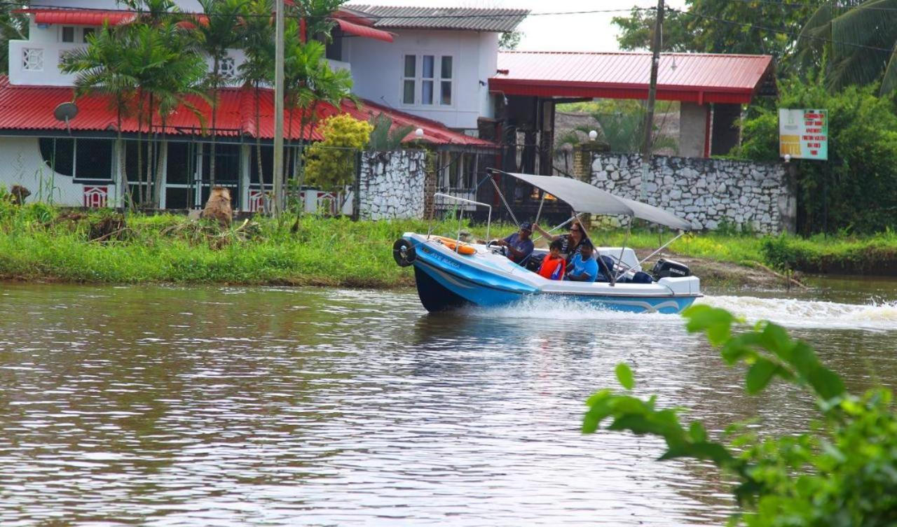 Riverside Hotel Katunayaka Eksteriør billede